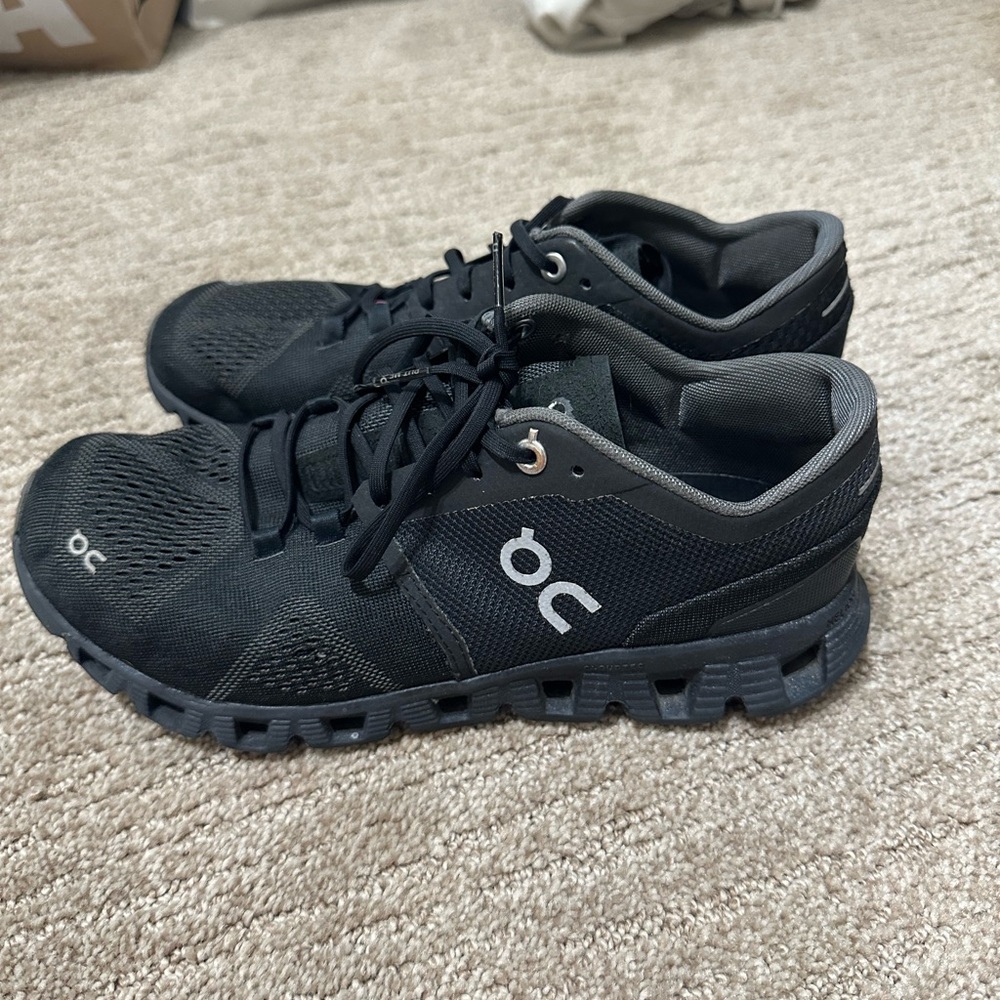 On Cloud Black Running Shoes